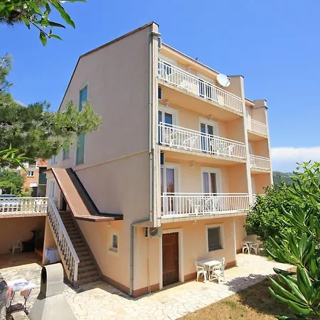 And With Parking Space Orebic, Peljesac - 10192