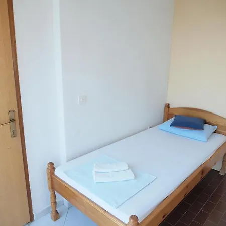 And With Parking Space Orebic, Peljesac - 10192 אורביץ