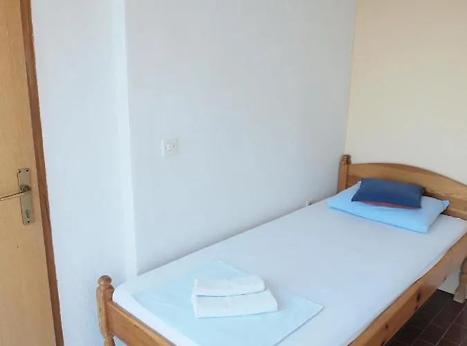 And With Parking Space Orebic, Peljesac - 10192 Orebić